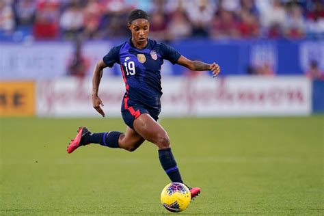 Crystal Dunn and Brianna Pinto talk about being Black soccer players - Stars and Stripes FC