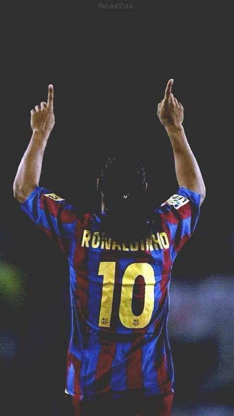 Ronaldinho • wallpaper | Fotos de ronaldinho, Fotos de fútbol, Ronaldiño