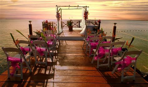 Calabash Cove Wedding - Modern Destination Weddings