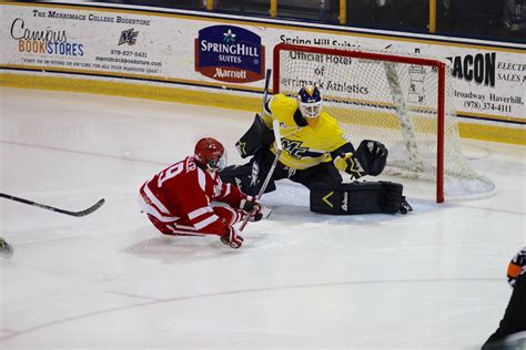 Merrimack Completes Sweep of No. 1 BU Men’s Hockey – Boston University ...