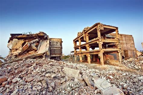 Earthquake damage buildings Pictures, Earthquake damage buildings Stock Photos & Images ...