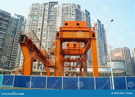 Shenzhen, China: Subway Construction Site Editorial Photo - Image of ...