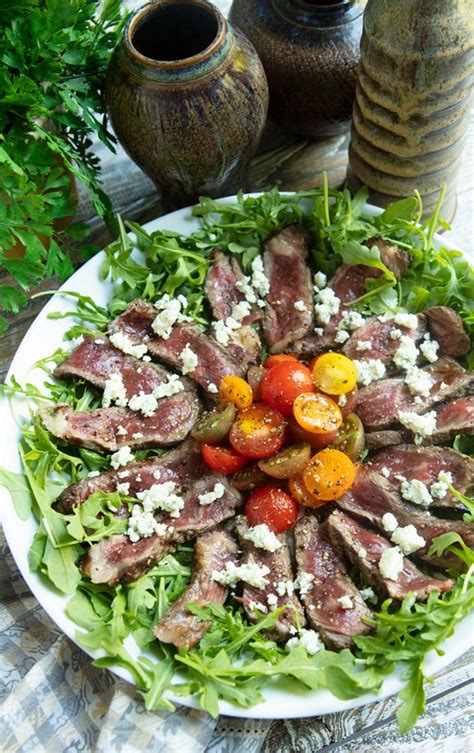 Tuscan Beef Tagliata With Arugula, Tomatoes, & Gorgonzola Crumbles | Italian Food Forever