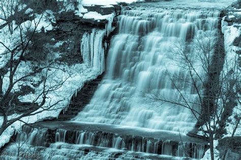 Albion Falls in Winter 2 -Upper View | Albion Falls back to … | Flickr