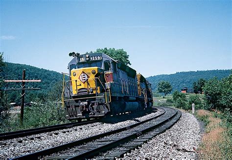 Riding the Erie Lackawanna - Trains & Railroads of the Past