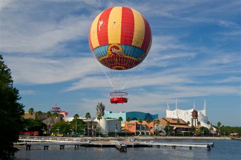 Disney Springs “Entertainment” – Travel, Family & Fun rolled into one!