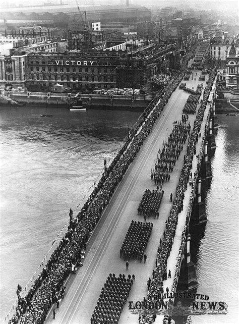 Peace Day Victory Procession Crossing Westminster Bridge Westminster ...