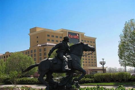 California Home - Review of Harrah's North Kansas City Hotel & Casino, North Kansas City, MO ...