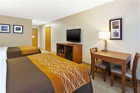 COMFORT INN & SUITES - Updated 2024 Reviews, Photos & Prices