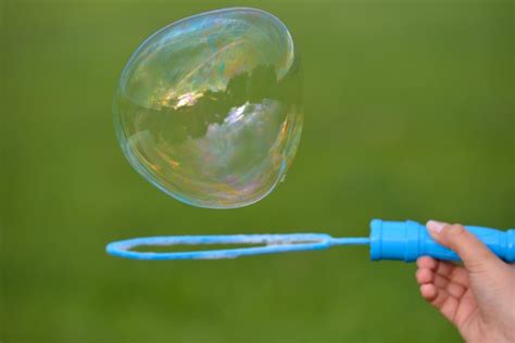 How to Make a Bubble Wand — All Craft Ideas