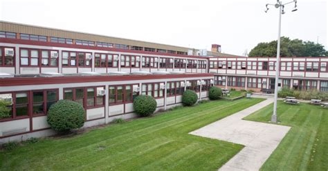 What’s That Building? Bogan High School | WBEZ Chicago