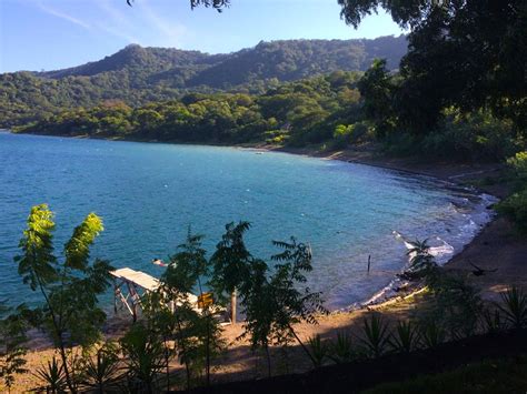 Volcano crater lake Nicaragua | Swim in Laguna de Apoyo | Edventure