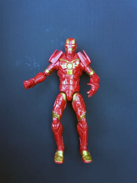 Marvel Legends Space Armor Iron Man (Loose) – 10MFH Official Store