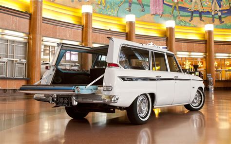 The 1960–63 Studebaker Lark Wagonaire Was the First Crossover ...