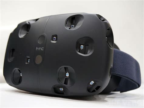 HTC Vive/Steam VR - Best Virtual Reality Gear, Accessories And Games 2016 - AskMen