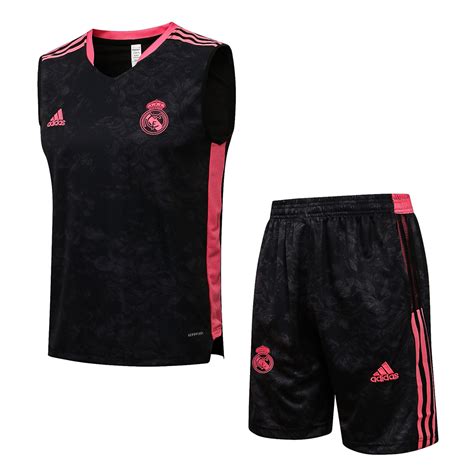 Real Madrid Training kit - Bargain Hunters