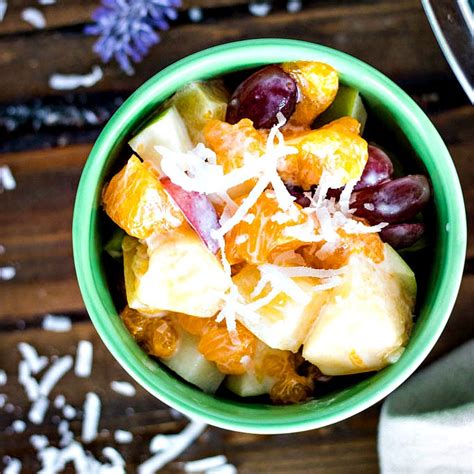 Healthy Hawaiian Fruit Salad (so easy to make!) - Sweet Beginnings Blog