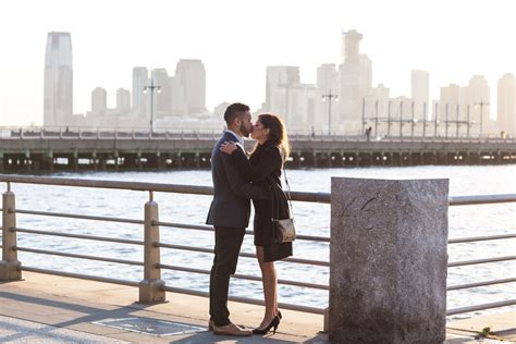 A New York City Skyline Surprise Proposal | NYC Proposal Photographer