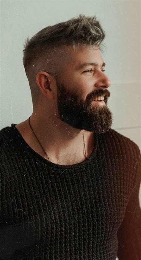 Medium beard for men in summer 2019 | Mens hairstyles with beard, Hair ...