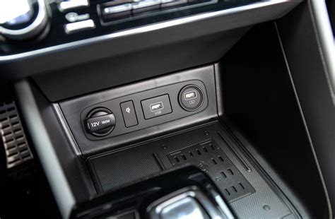 2025 Hyundai Sonata: 89 Interior Photos | U.S. News