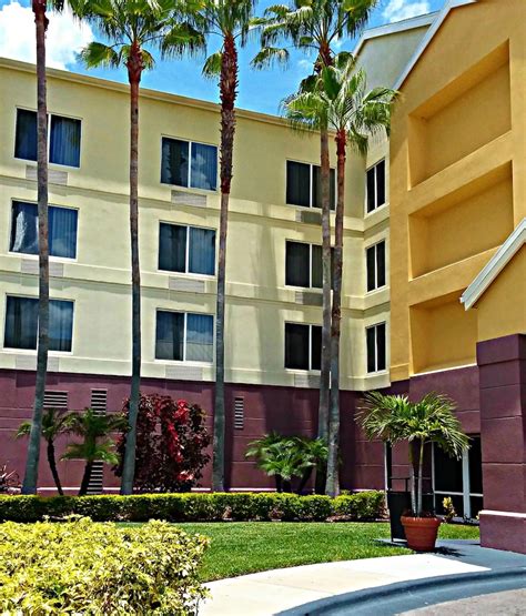 Fairfield Inn By Marriott Orlando Airport in Orlando | Best Rates & Deals on Orbitz