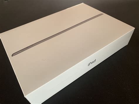 iPad box – Apple Must