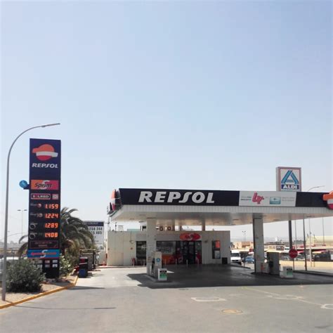 Gasolinera Repsol - Gas Stations - Avenida Cortes Valencianas, s/n, Torrevieja, Alicante, Spain ...