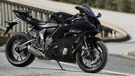 Yamaha YZF-R7 2021 สปอร์ตตัวจี๊ดพื้นฐาน MT-07 เผยโฉมอย่างเป็นทางการ - Motorival.com