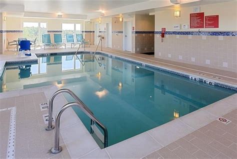 TownePlace Suites Detroit Commerce Pool: Pictures & Reviews - Tripadvisor