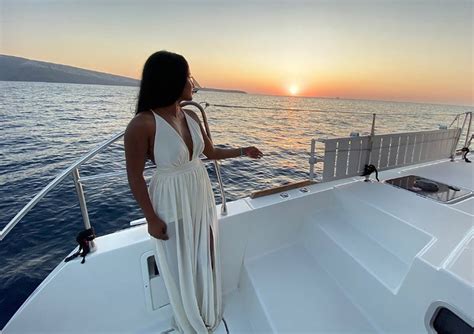 Plan a Santorini Sunset Cruise for Breathtaking Views without the Crowds