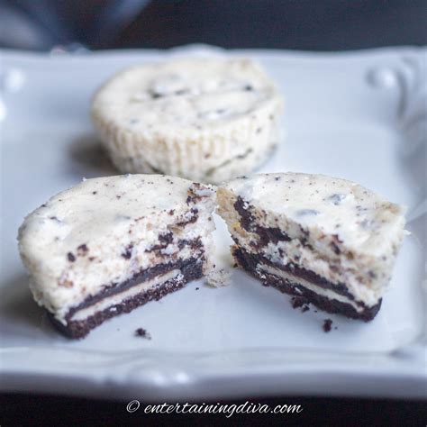 Oreo Cheesecake Cupcakes (With A Gluten-Free Version) - Entertaining ...