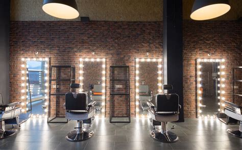 Hair salon lighting | How good lighting impacts your beauty salon