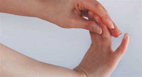 Carpal Tunnel Relief: 9 Home Remedies