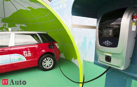 China to build charging stations for 5 million electric cars by 2020, ET Auto