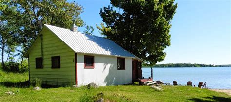 Waterfront Cottage 3 on Lake Huron, Ontario - Bruce Bay Cottages