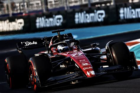 Valtteri Bottas | Alfa Romeo | Miami 2023 FP2 [ 2592 x 1730 ] : r/F1Porn