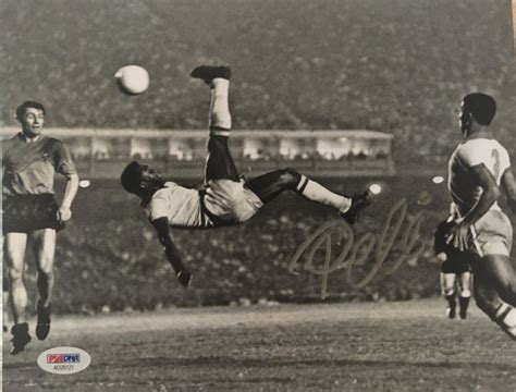 Pele Signed "Bicycle Kick" Photo - Catawiki