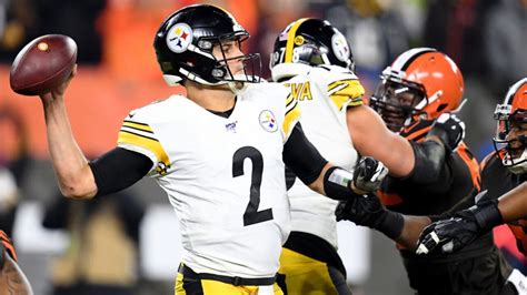 Brawl near end of NFL game, Browns defender rips helmet off Steelers QB ...