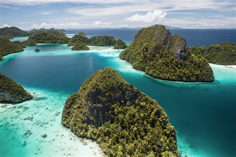 10 Best Places to Visit in Indonesia – Touropia Travel