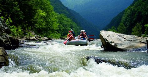 Whitewater rafting near WNC: Best rivers for rapids