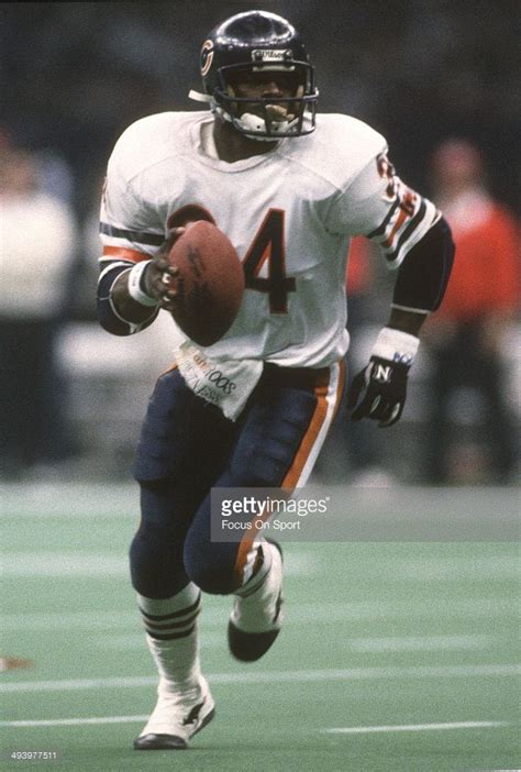 Relive Super Bowl XX with Walter Payton and the Chicago Bears