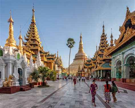 MYANMAR: Buddhist Temples & Shrines - LOUIS MONTROSE PHOTOGRAPHY