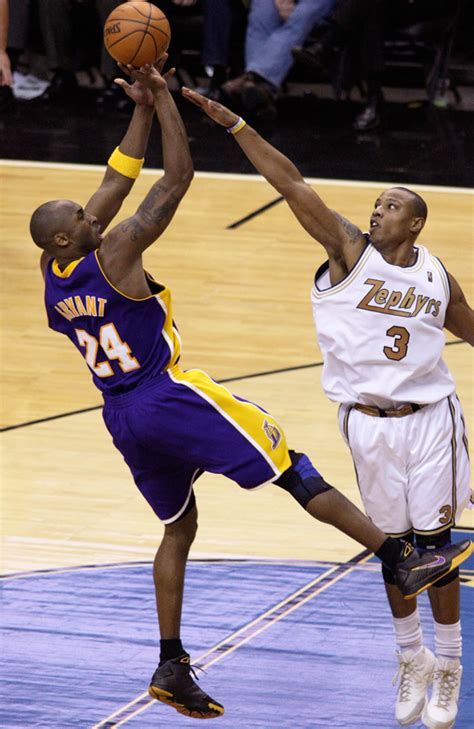 Kobe Bryant Shooting Fadeaway | www.pixshark.com - Images Galleries ...