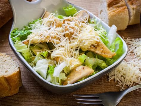 Chicken caesar salad Recipe and Nutrition - Eat This Much