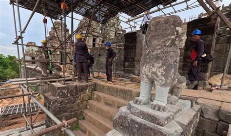 Restoration of Phnom Bakheng Temple’s Southern Stairs Nears Completion – Southeast Asian Archaeology