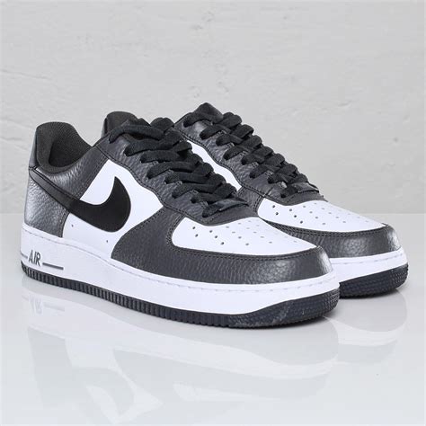 Nike Air Force 1 Â´07 - 102617 - Sneakersnstuff (SNS) | Sneakersnstuff ...