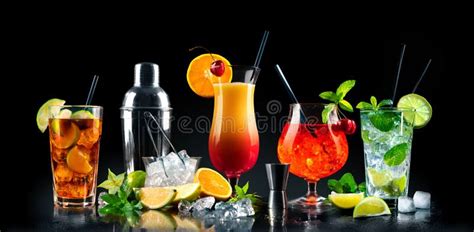 11,871 Cocktails Black Background Stock Photos - Free & Royalty-Free Stock Photos from Dreamstime