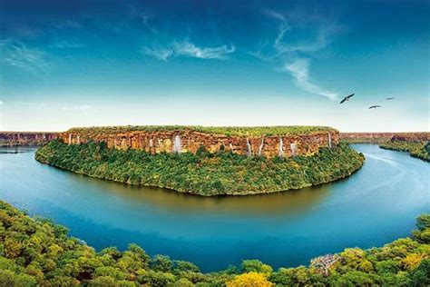 Enjoy majestic view of Chambal Gorge from Kota’s Garadia Mahadev Temple ...