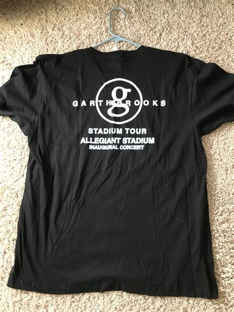 GARTH BROOKS/ ALLEGIANT STADIUM CONCERT T SHIRT.. SIZ… - Gem