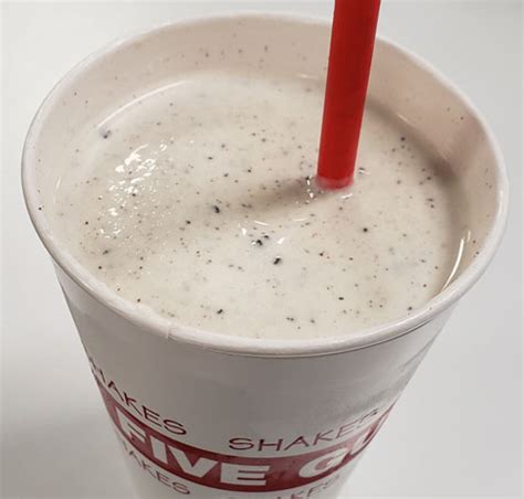 On Second Scoop: Ice Cream Reviews: Five Guys Oreo Cookie Pieces Shake